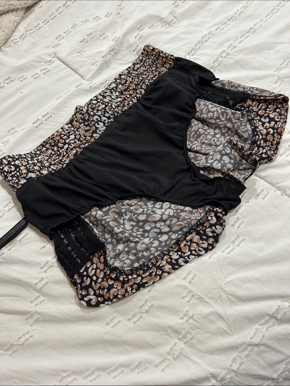 Free People movement High-Waist Leopard Print Athletic Shorts - Black/tan meium - Picture 9 of 11